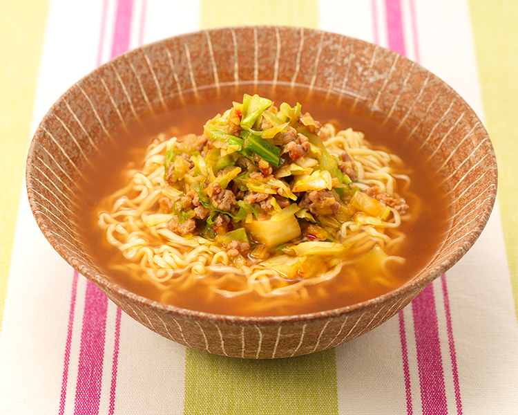 キャベツたっぷり担担風みそラーメン