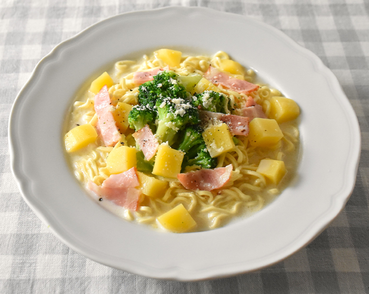 じゃがいもとベーコンのクリームスープパスタ