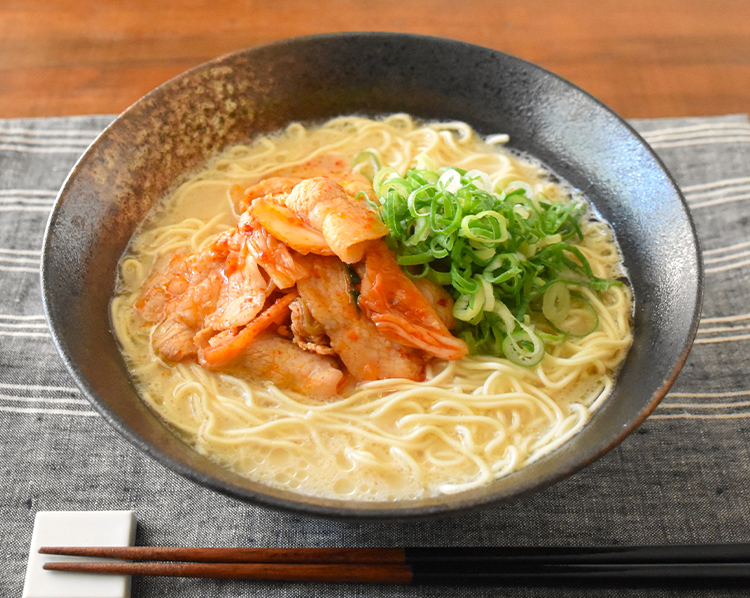 豚キムチとんこつラーメン